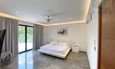 CASA EN VENTA CON ALBERCA AMUEBLADA EN PLAYA DEL CARMEN Playacar