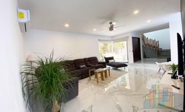 CASA EN VENTA CON ALBERCA AMUEBLADA EN PLAYA DEL CARMEN Playacar