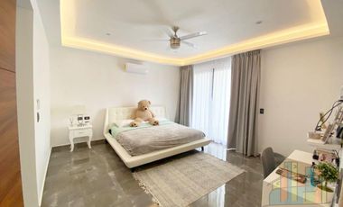 CASA EN VENTA CON ALBERCA AMUEBLADA EN PLAYA DEL CARMEN Playacar