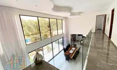 CASA EN VENTA CON ALBERCA AMUEBLADA EN PLAYA DEL CARMEN Playacar