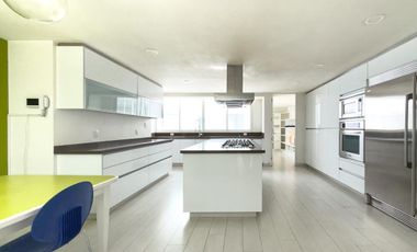 VENTA DEPARTAMENTO PH LOMAS DE CHAPULTEPEC 4 RECAMARAS CON TERRAZA