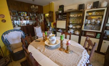 Casa de 6 ambientes en venta en Olivos
