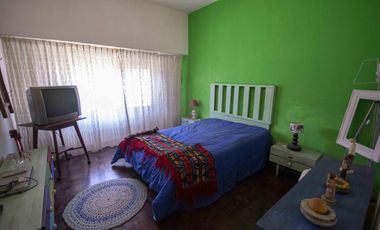 Casa de 6 ambientes en venta en Olivos