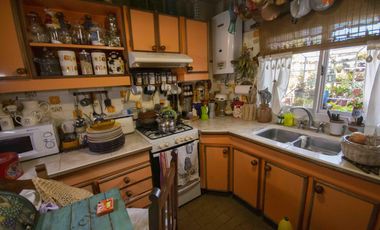 Casa de 6 ambientes en venta en Olivos