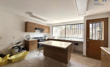 LOMAS ANAHUAC. casa en condominio en venta