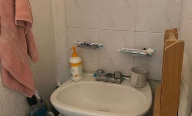 Venta de casa en condominio en Los Héroes Toluca, con 2 recámaras