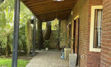 IMPORTANTE CASA EN VENTA EN MARCOS PAZ, IDEAL INVERSOR