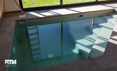 CASA EN VENTA EN CLUB DE GOLF