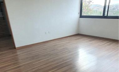 CASA EN VENTA EN CLUB DE GOLF