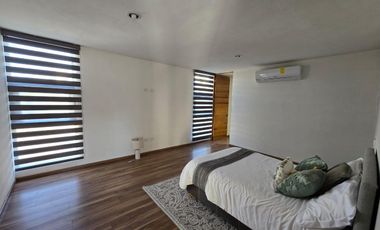 CASA EN VENTA EN CLUB DE GOLF