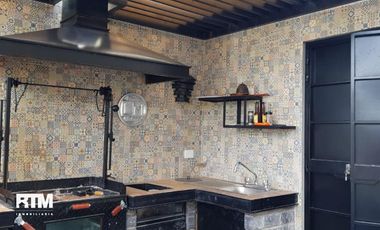 CASA EN VENTA EN CLUB DE GOLF