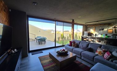 CASA EN VENTA EN CLUB DE GOLF