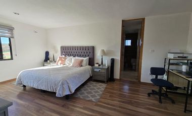 CASA EN VENTA EN CLUB DE GOLF