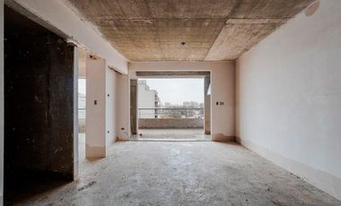 Venta Departamento 2 ambientes Villa Urquiza Piso completo, balcón corrido y palier privado