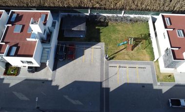 VENTA DE CASA EN RESIDENCIAL ZIRANDA EN METEPEC