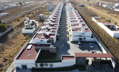 VENTA DE CASA EN RESIDENCIAL ZIRANDA EN METEPEC