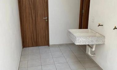 VENTA DE CASA EN RESIDENCIAL ZIRANDA EN METEPEC