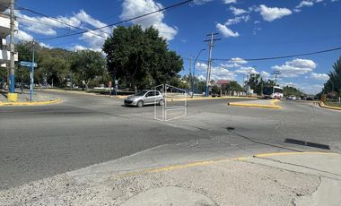 Venta - Local comercial y Departamento sobre San Juan  - L018