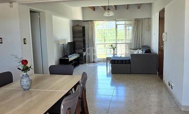 Venta - Local comercial y Departamento sobre San Juan  - L018