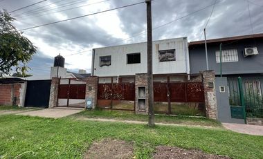 En Venta | 3 Duplex (uno terminado y 2 en construccion) en Paso del Rey, Moreno | El valor es por los 3 Duplex |