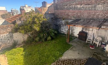 Casa en Remedios De Escalada, Lanus, jardin, 5 cuadras Universidad Lanus