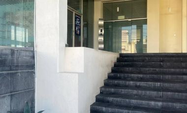 LOCAL EN VENTA EN TORRE FORJADORES, ZONA FORJADORES.