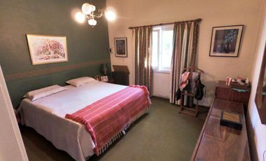 CASA 3 AMBIENTES CON AMPLIO PATIO Y TERRAZA