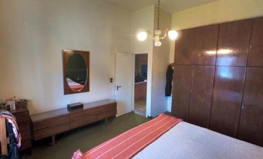 CASA 3 AMBIENTES CON AMPLIO PATIO Y TERRAZA