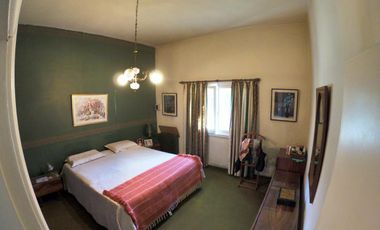 CASA 3 AMBIENTES CON AMPLIO PATIO Y TERRAZA