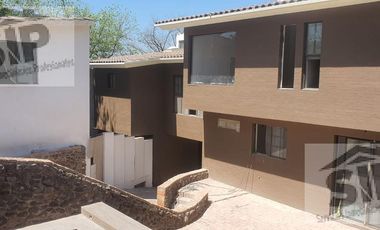 Residencia en Venta en Frac San Lorenzo al Sur de Saltillo
