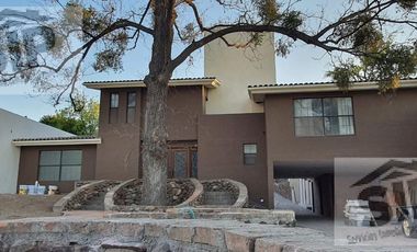 Residencia en Venta en Frac San Lorenzo al Sur de Saltillo