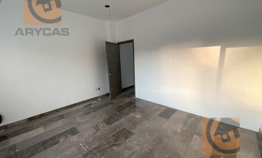 Bonita casa en venta en Lomas de Vallescondido