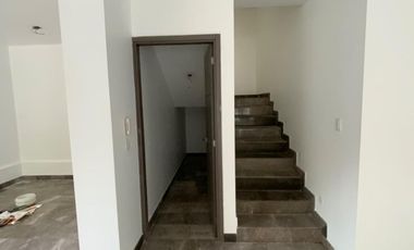 Bonita casa en venta en Lomas de Vallescondido