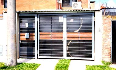 Moderno Duplex 2 dormitorios en 2 plantas a la Venta - B° Nueva Santa Fe - Santa Fe