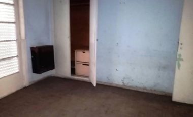 CASA  2 FAMILIAS CON FONDO Y QUINCHO