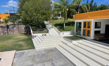 QUINTA EN VENTA en los GIRASOLES PESQUERIA NUEVO LEON