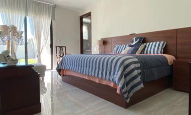 Casa en venta en Atlixco, a metros de la Aldea con alberca y 4 recámaras