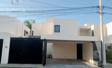RESIDENCIA EN VENTA EN EXCELENTES CONDICIONES DE USO, COMO NUEVA EN TEMOZON NORTE, MERIDA, YUCATAN.