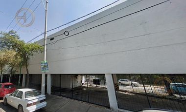 Edificio Comercial en  Venta a 15 min de Fórum Buenavista y a 9 min de metro Tlatelolco.
