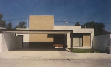 Vendo hermosa residencia autosustentable en Gto, por Querétaro y Corregidora