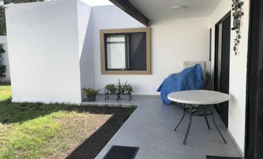 Vendo hermosa residencia autosustentable en Gto, por Querétaro y Corregidora