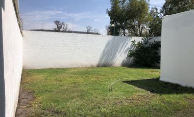 Vendo hermosa residencia autosustentable en Gto, por Querétaro y Corregidora