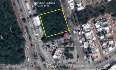 Terreno en Venta en  Av.  Nizuc,  Sm. 17