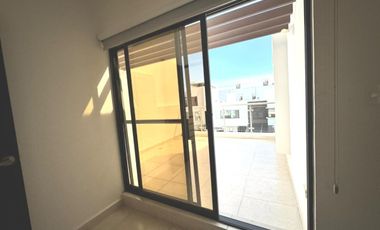 CASA EN VENTA 3 REC 166 M2  EN PLAYA DEL CARMEN CON CASA CLUB