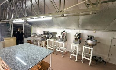 Casa de Categoría - Más de 2000m2 y 10 ambientes