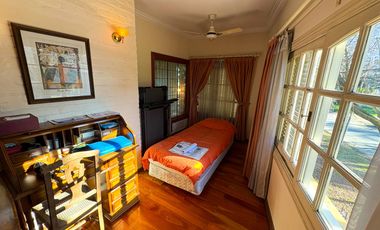 Casa de Categoría - Más de 2000m2 y 10 ambientes