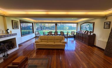 Casa de Categoría - Más de 2000m2 y 10 ambientes