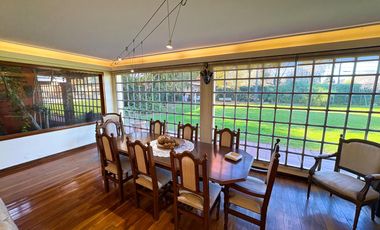 Casa de Categoría - Más de 2000m2 y 10 ambientes