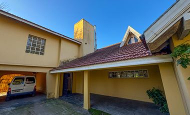 Casa de Categoría - Más de 2000m2 y 10 ambientes