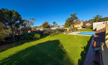 Casa de Categoría - Más de 2000m2 y 10 ambientes